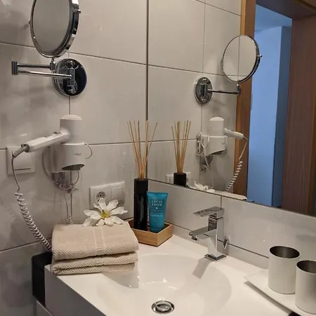 Haus Alp Deluxe Langenfeld